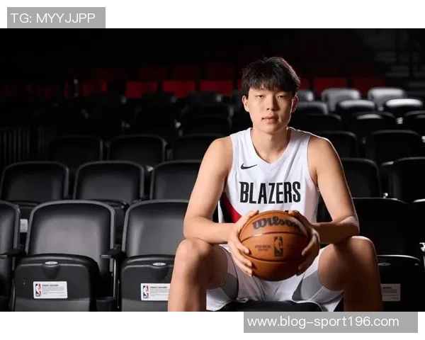 曾令旭点评杨瀚森首秀表现称其需时间适应国内篮球环境